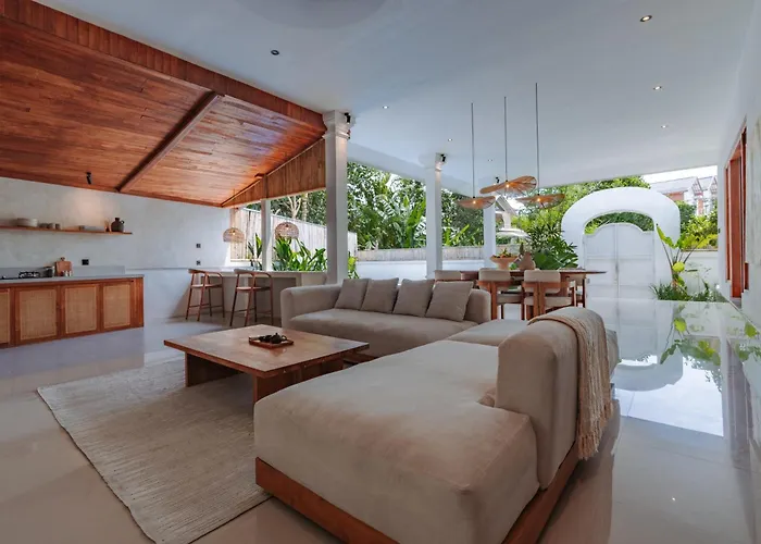 Louna Maiya * Canggu